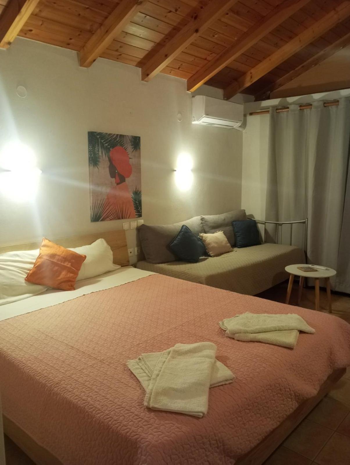 Pension Alexandros プレベザ 部屋 写真